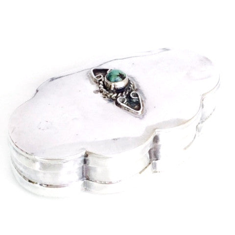 Cora Vintage Silver Scalloped Pill Box - Soul Of The Rose®