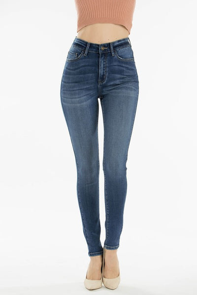 Emily High Rise Curvy Jeans